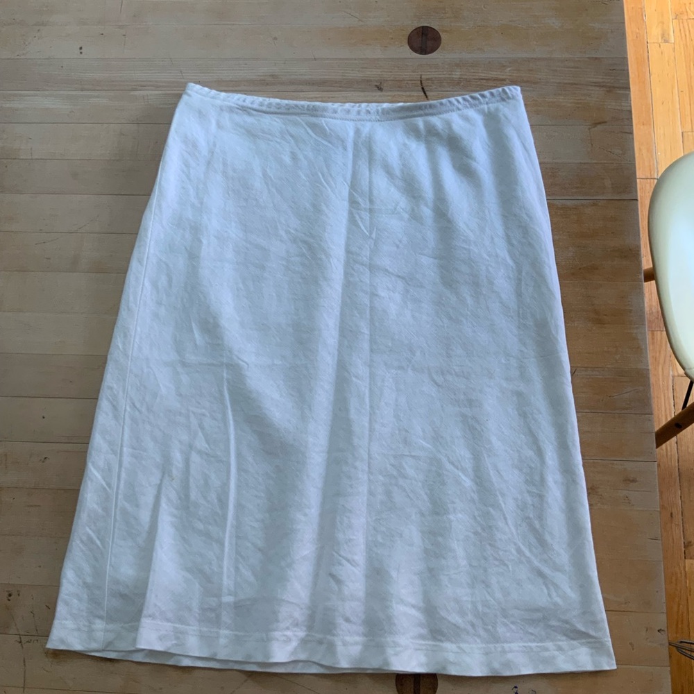 Anni Kuan skirt